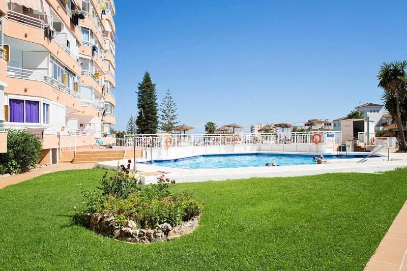 Studio With Sea Views In Torremolinos Apartment ภายนอก รูปภาพ